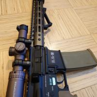 SA-A29P ONE™ Carbine Replica - Chaos Bronze .VictOptics S6 1-6x24 Scope - Burnt Brown. OmniCharger™ Microprocessor Charger w/ Power Supply .battery  1500mah